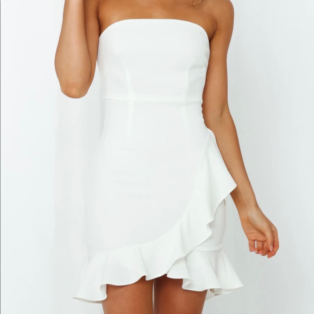 White strapless dress